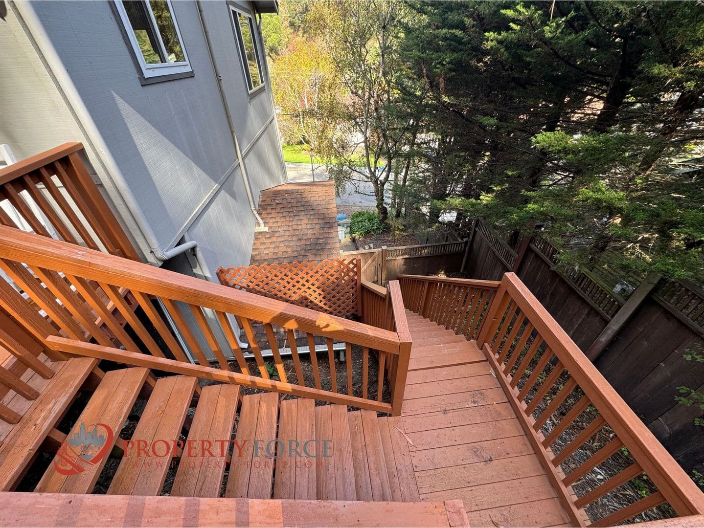 Pacifica House: 1519 Perez Dr
