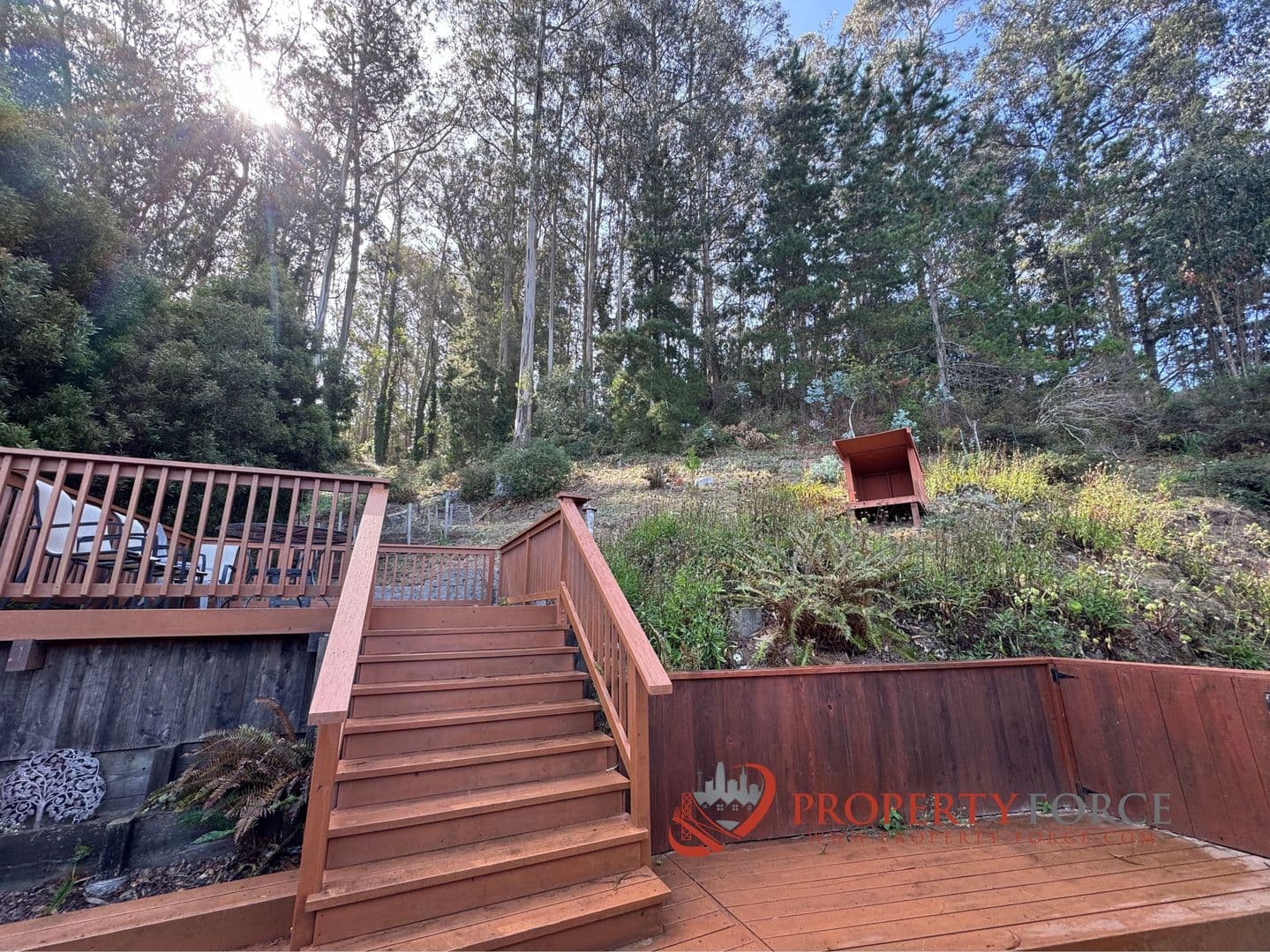 Pacifica House: 1519 Perez Dr