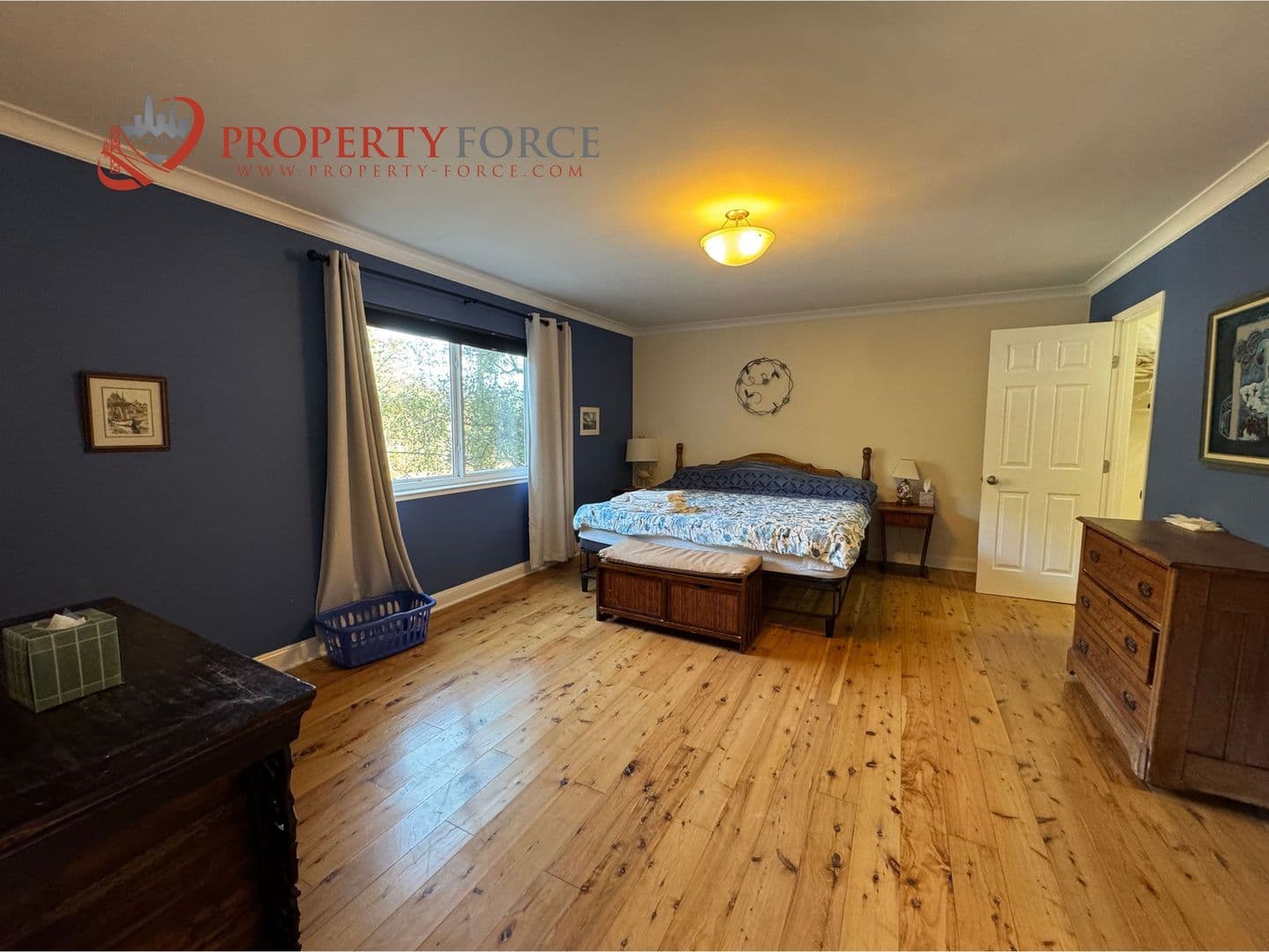 Pacifica House: 1519 Perez Dr