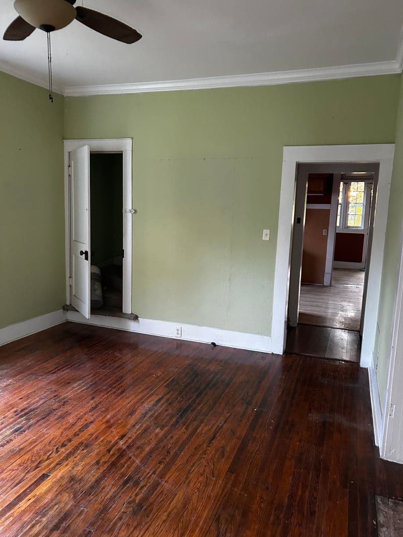 Poplar Bluff House: 735 N. 9TH St.