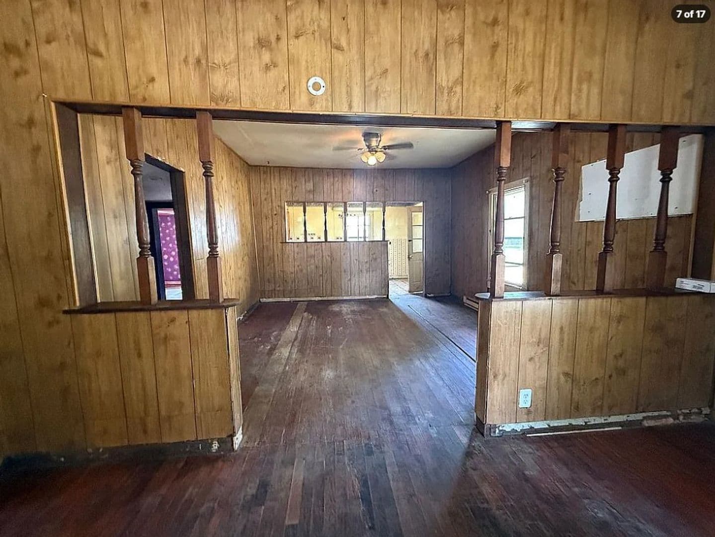 Park Hills House: 414 Camilla Ave