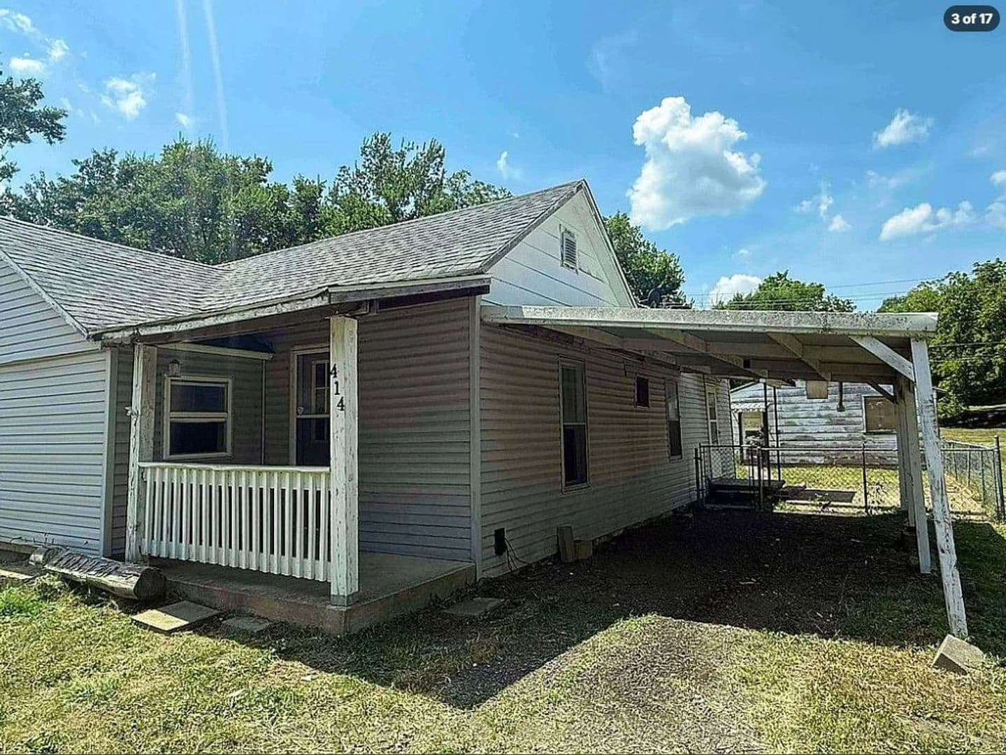 Park Hills House: 414 Camilla Ave