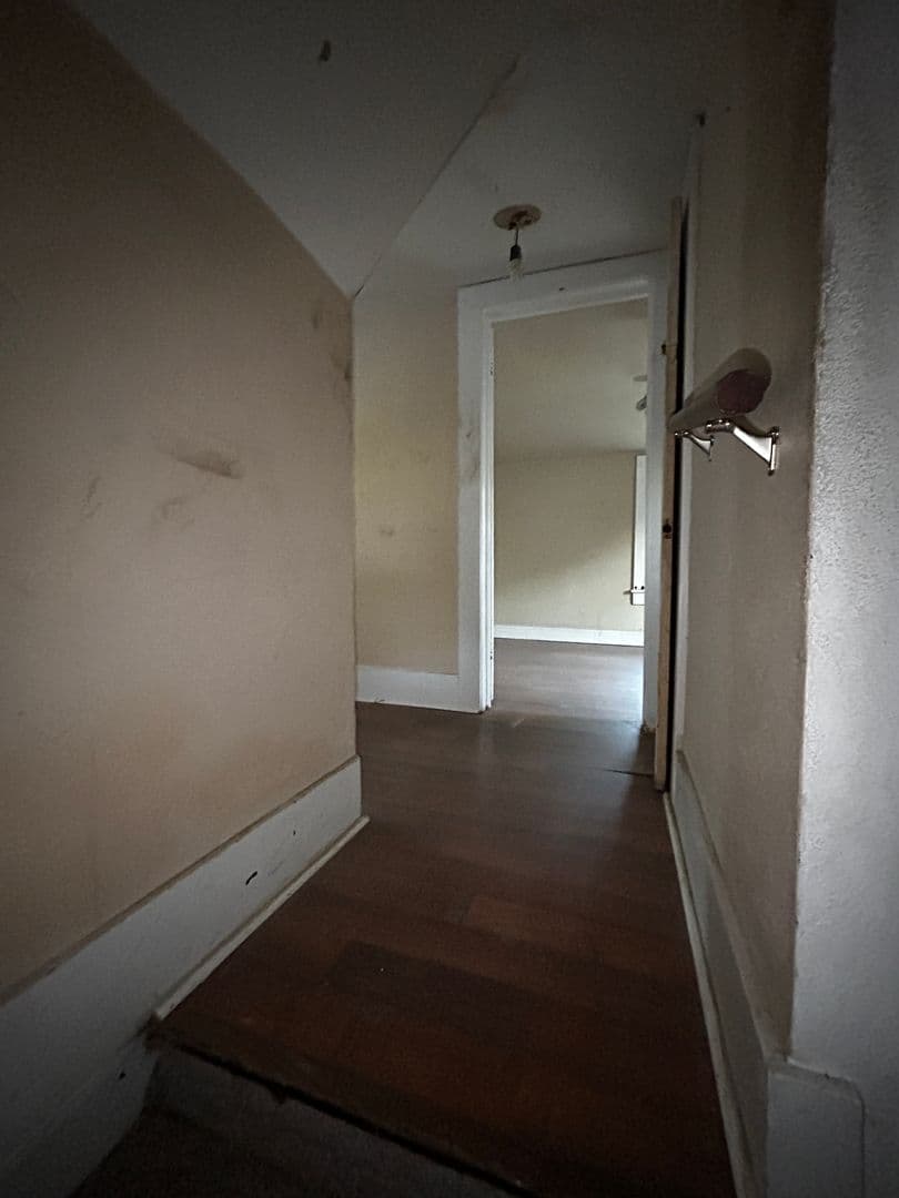 Poplar Bluff House: 735 N. 9TH St.