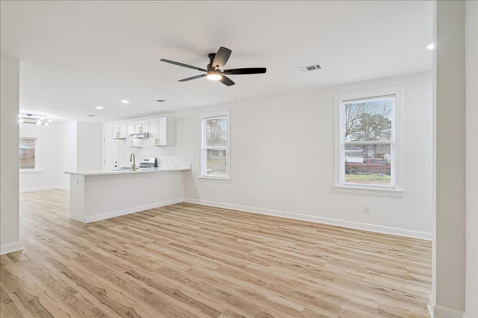 Memphis House: 2994 Grenadier