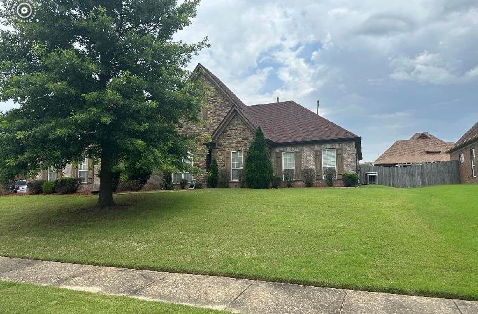 Bartlett House: 5128 Kings Oasis Way