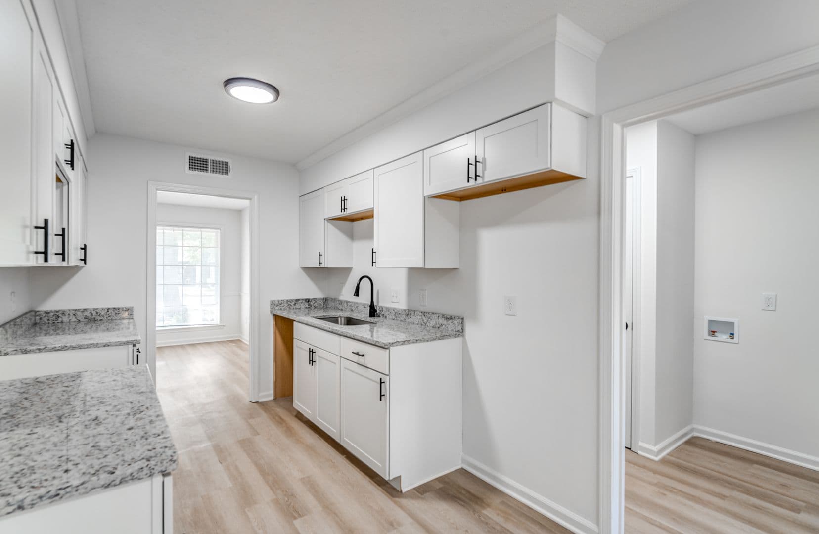 Bartlett House: 2130 Whitebark Dr