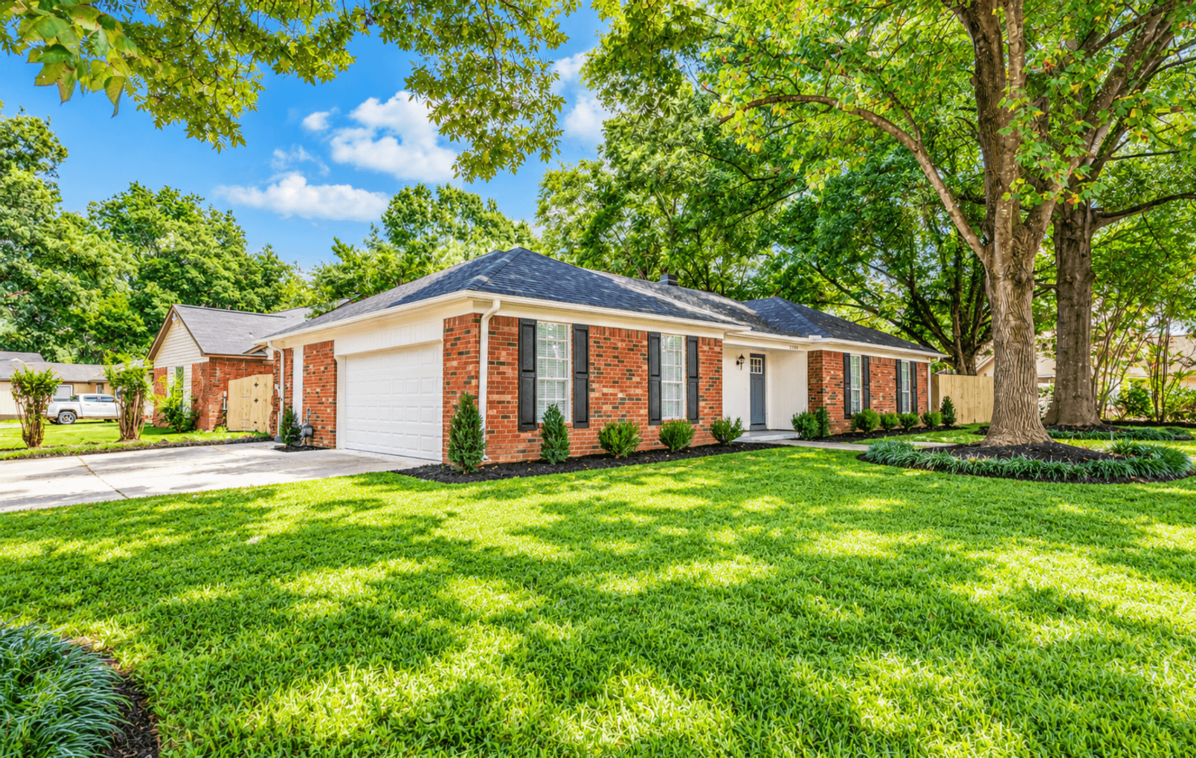 Bartlett House: 2130 Whitebark Dr