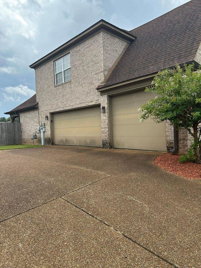 Bartlett House: 5128 Kings Oasis Way