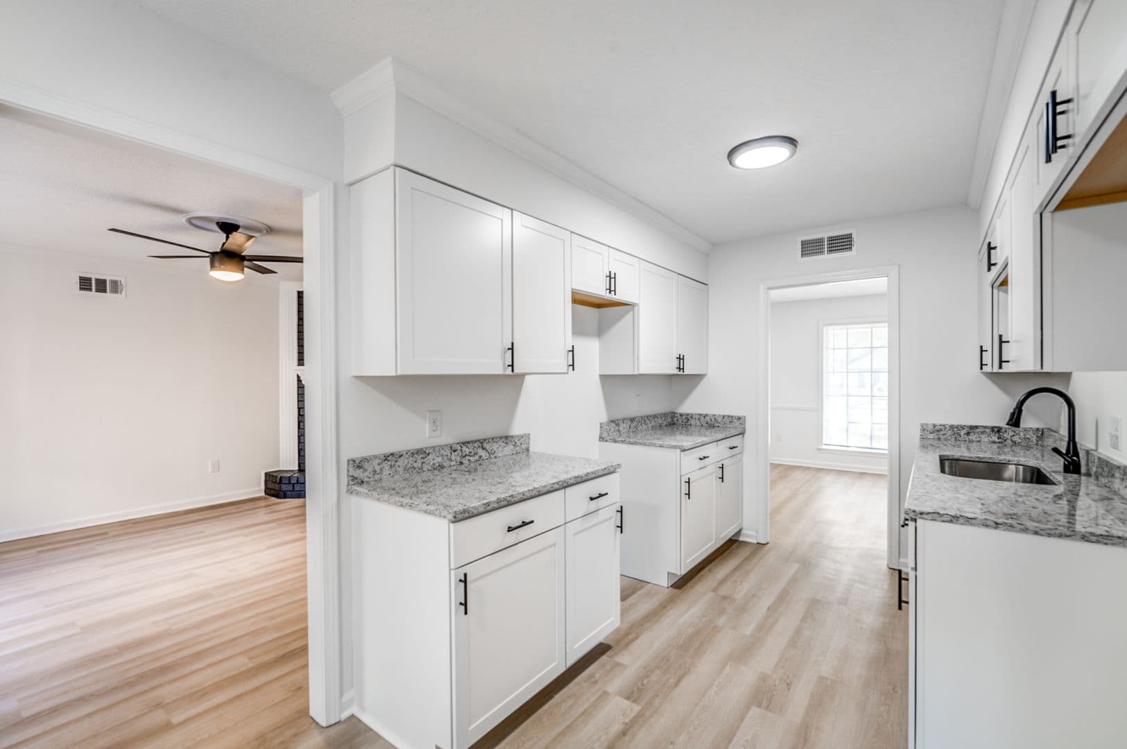 Bartlett House: 2130 Whitebark Dr