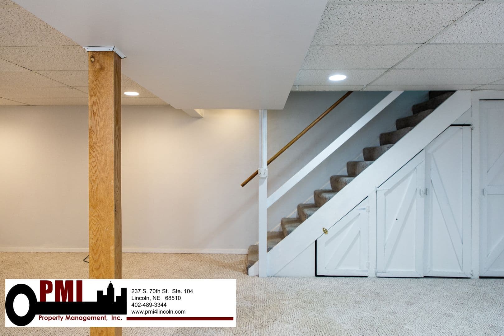 Lincoln House: 8030 N. Hazelwood Dr.