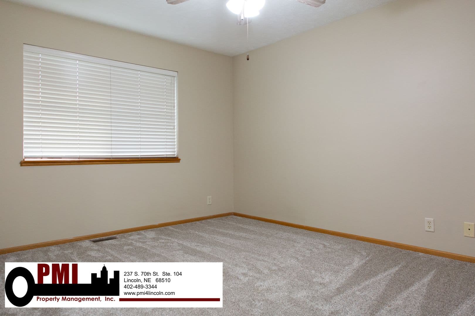 Lincoln House: 6843 S 89th St