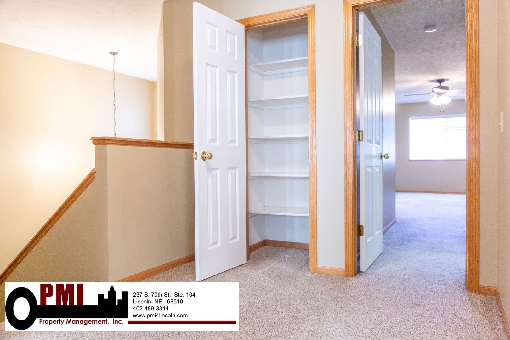 Lincoln House: 6926 Naples Dr