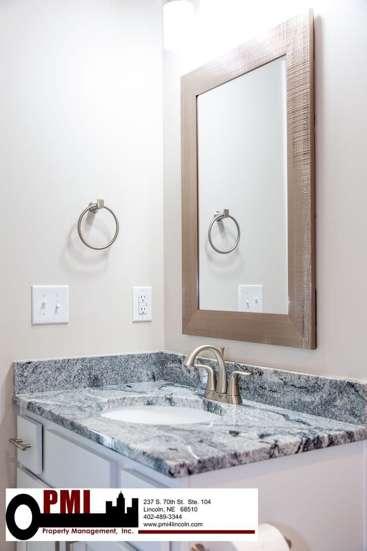 Lincoln House: 8755 Bristlecone Dr