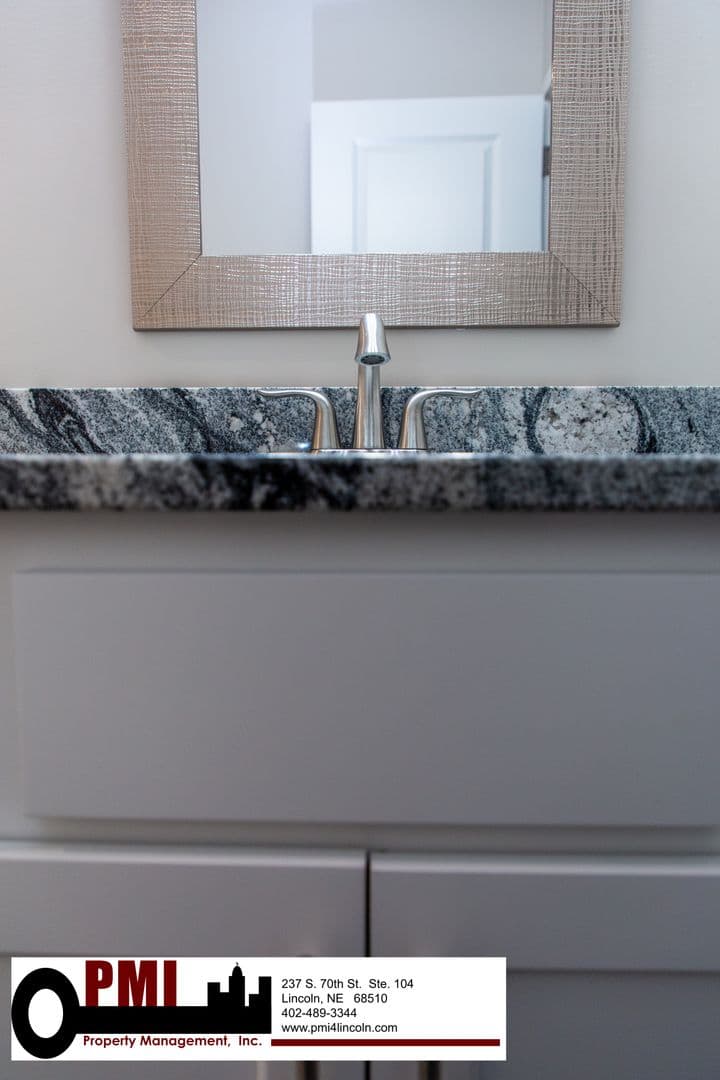 Lincoln House: 8755 Bristlecone Dr