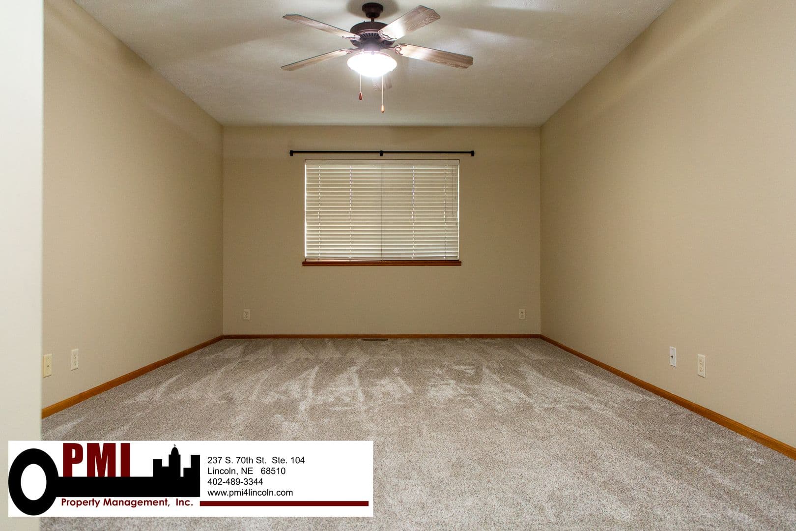 Lincoln House: 6843 S 89th St