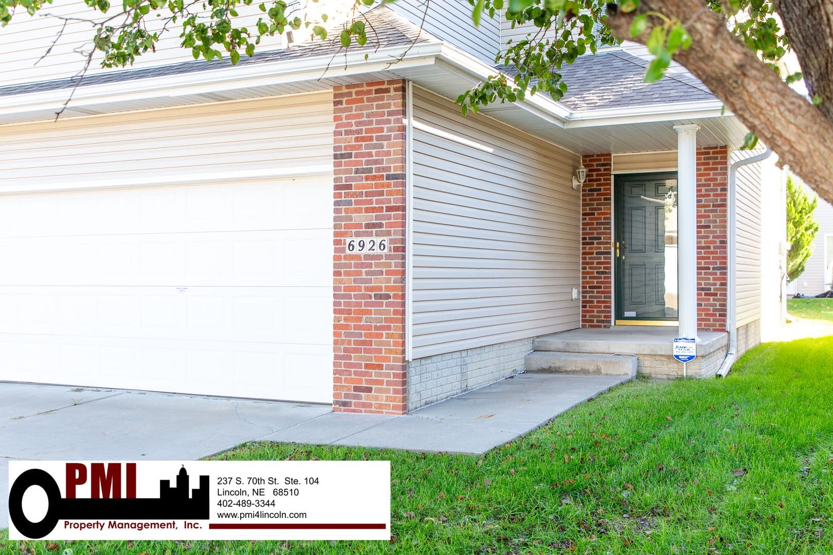 Lincoln House: 6926 Naples Dr