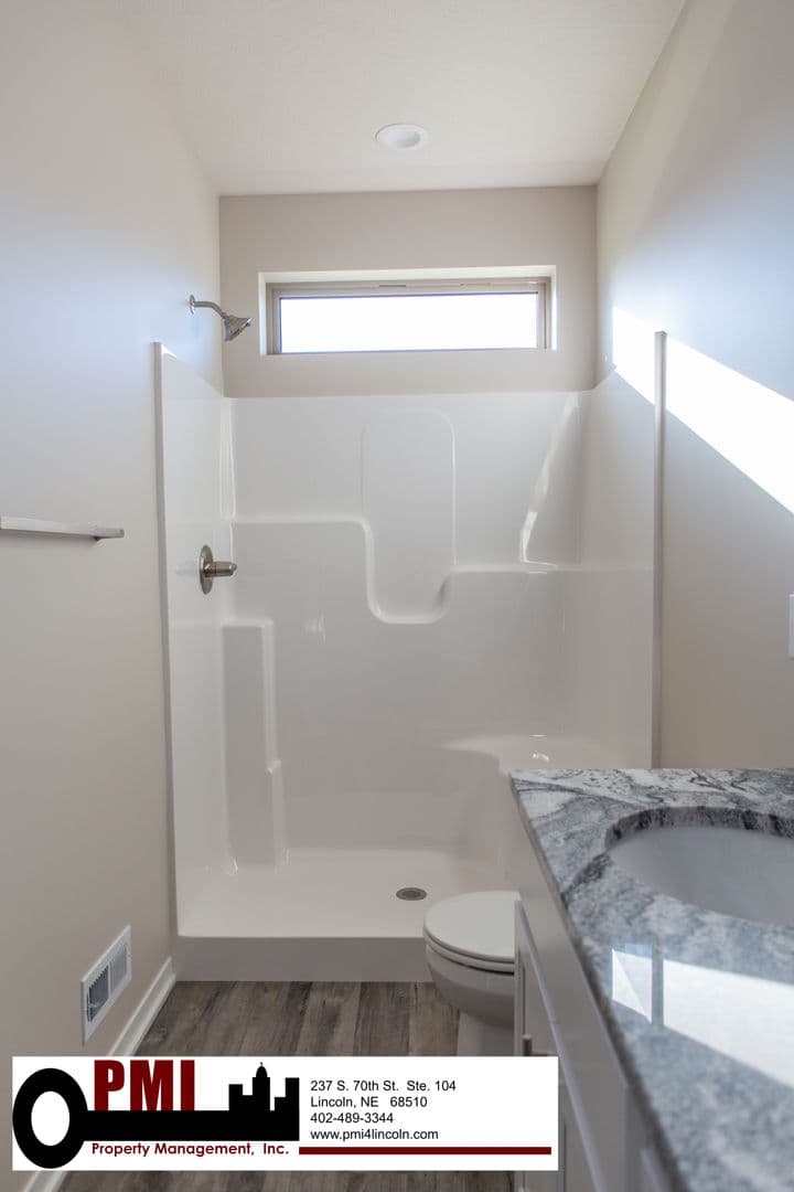 Lincoln House: 8755 Bristlecone Dr