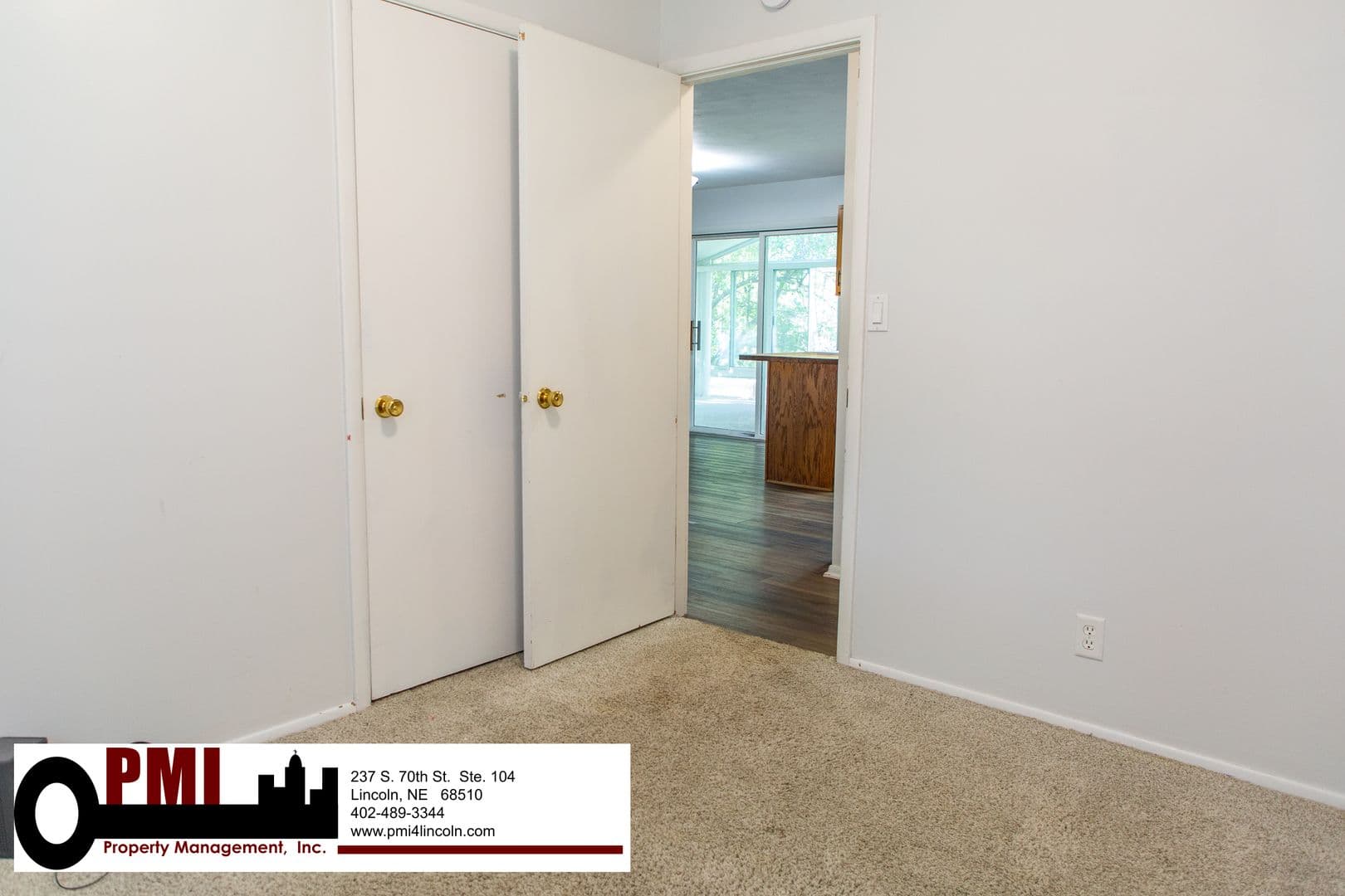 Lincoln House: 8030 N. Hazelwood Dr.