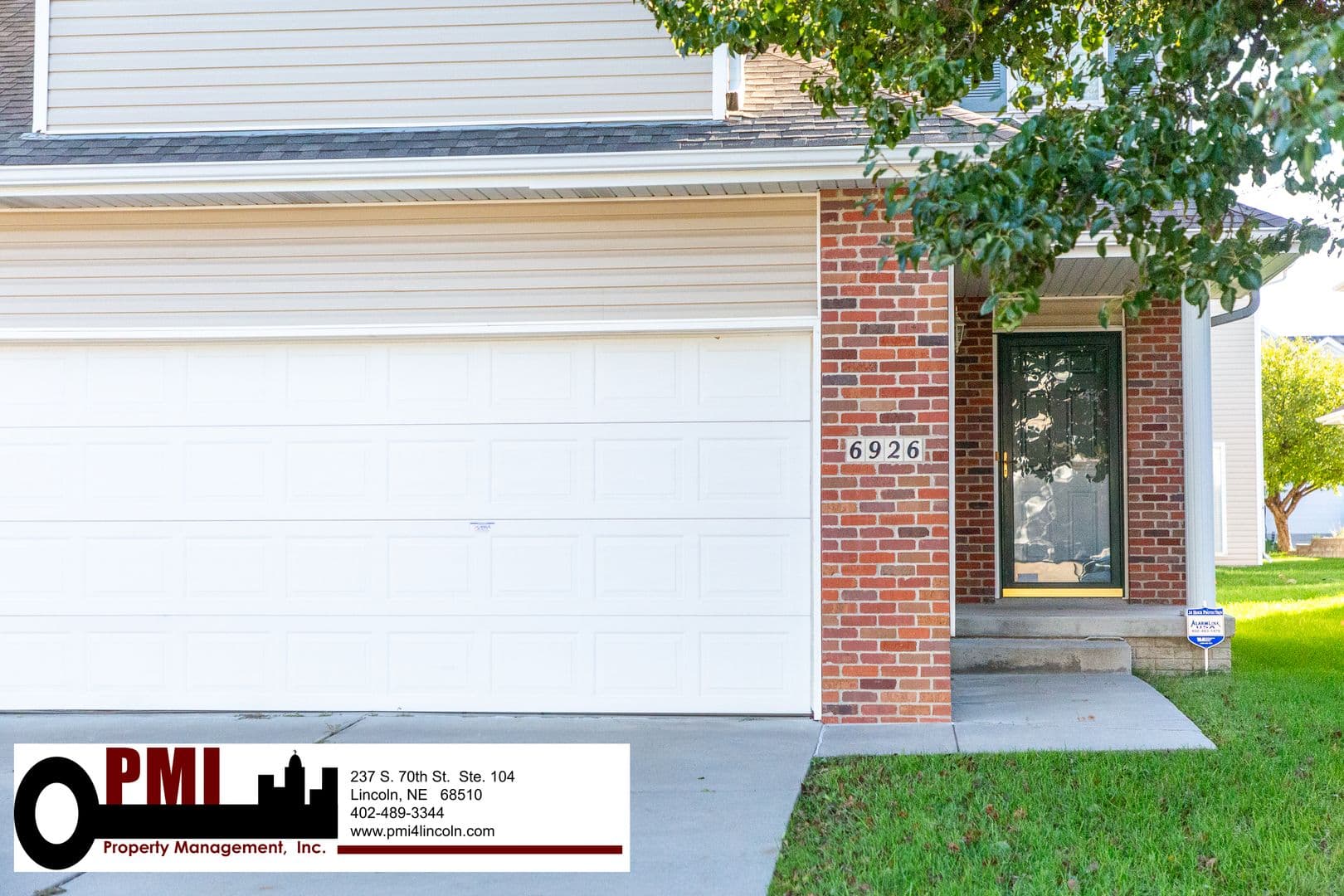 Lincoln House: 6926 Naples Dr
