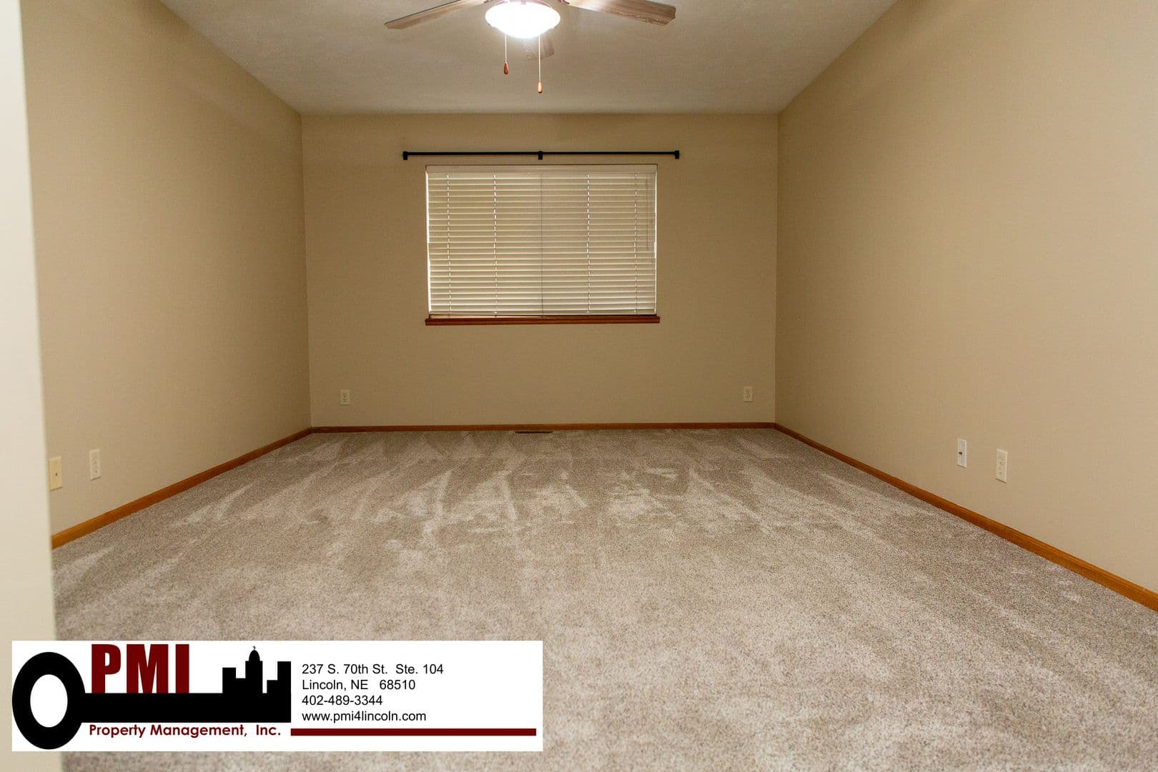 Lincoln House: 6843 S 89th St