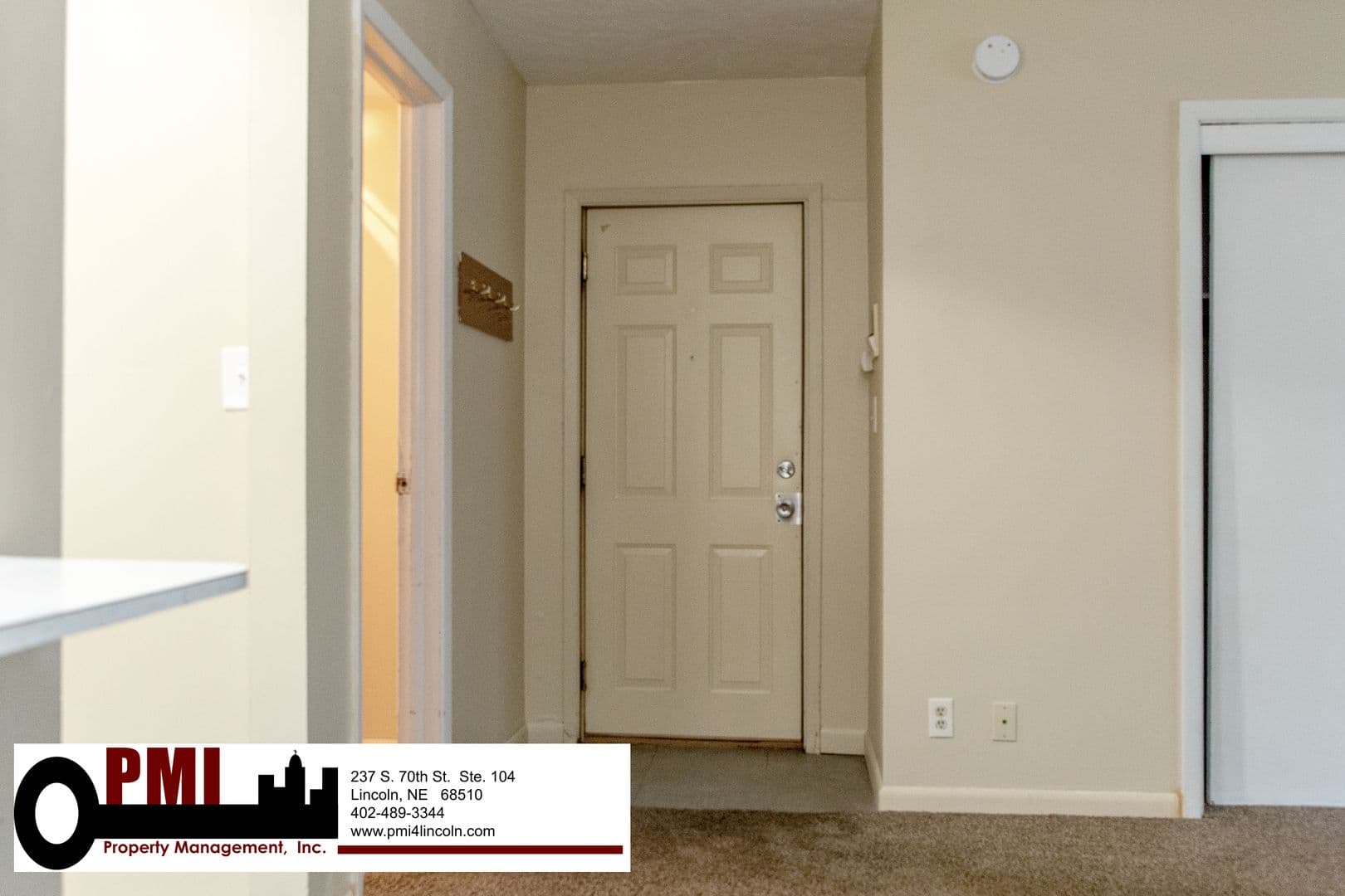 Lincoln Apartment: 1329 F St