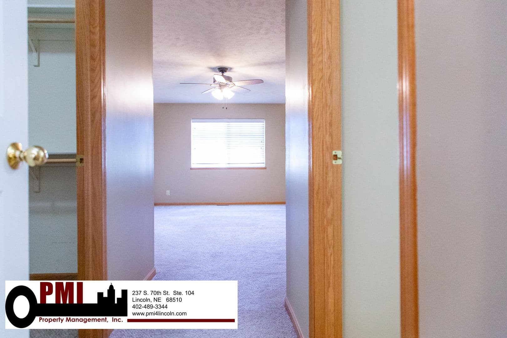 Lincoln House: 6926 Naples Dr