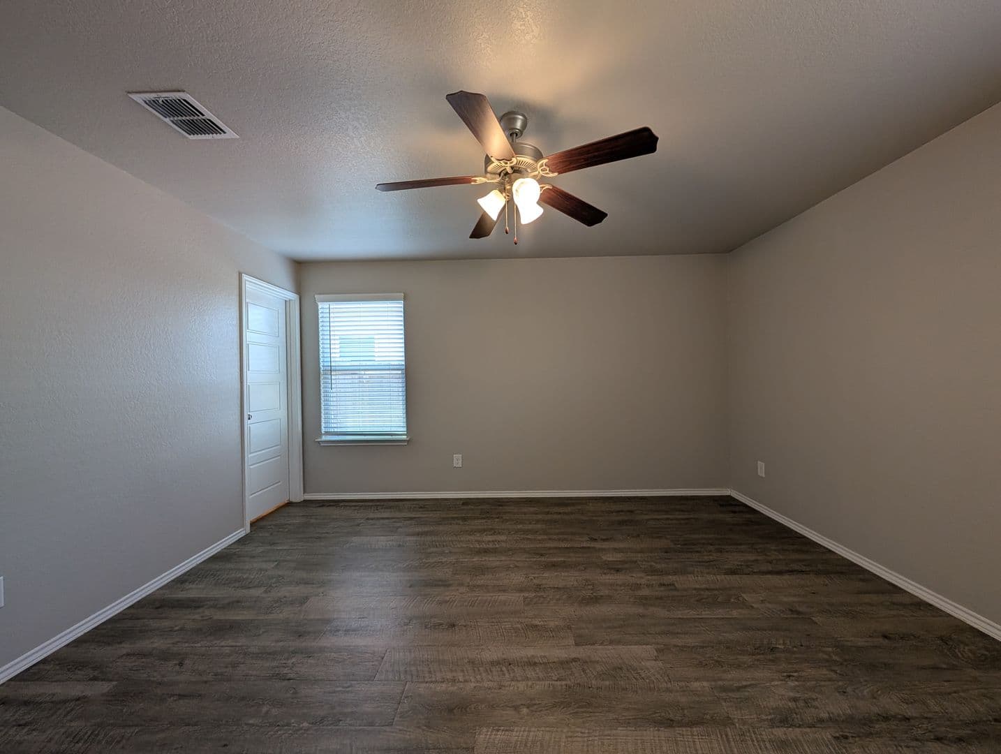 New Braunfels House: 244 Stevens Summit
