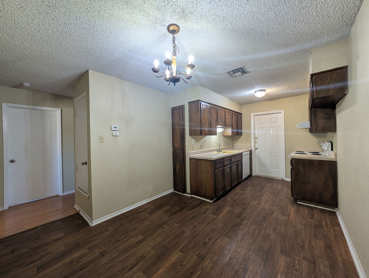 New Braunfels House: 317 Briarwood