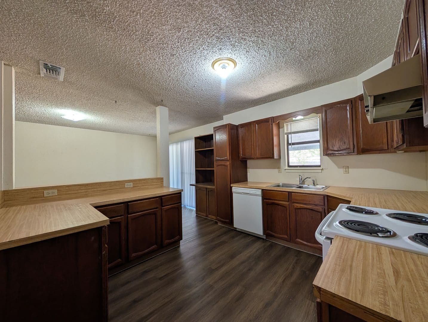 New Braunfels House: 163 Woods End
