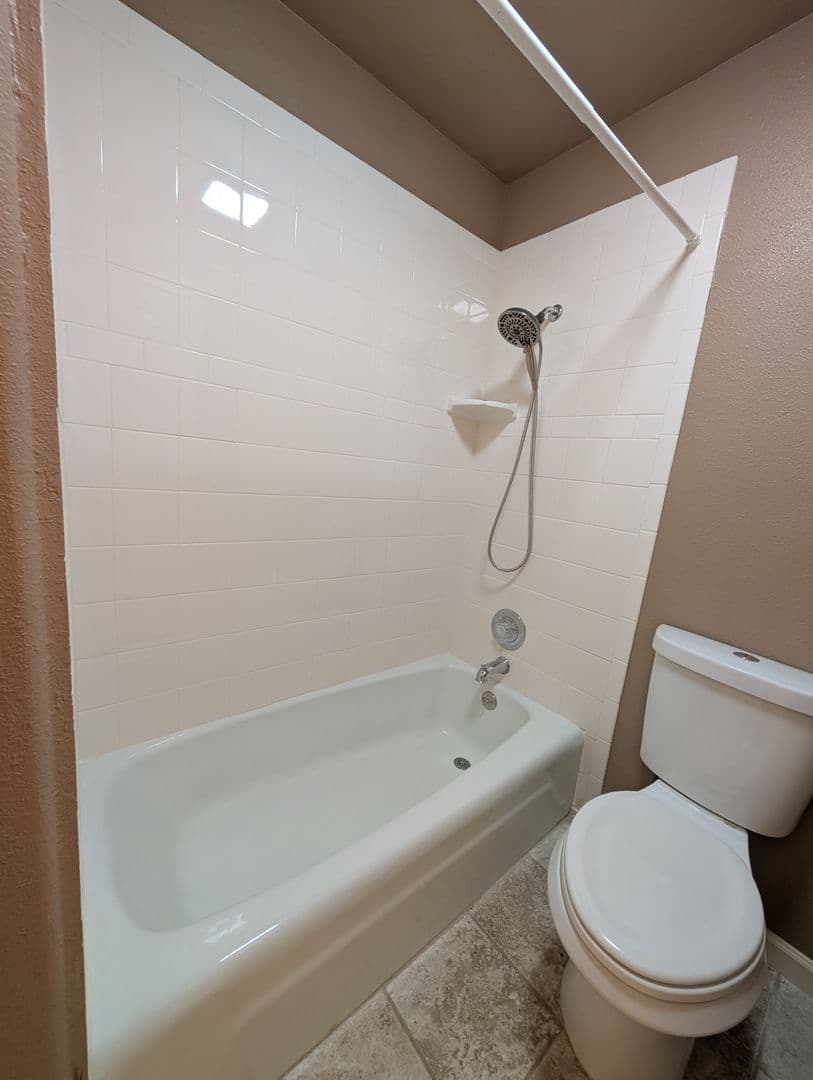 McQueeney House: 551 Terminal Loop Rd., #D5