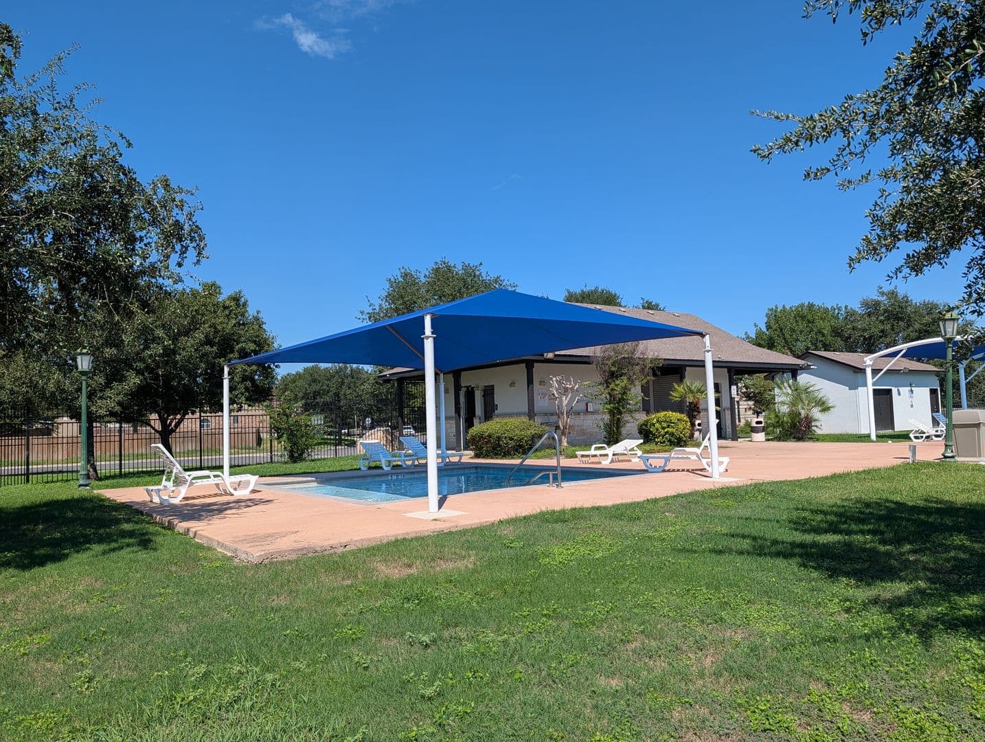 New Braunfels House: 268 Goliad