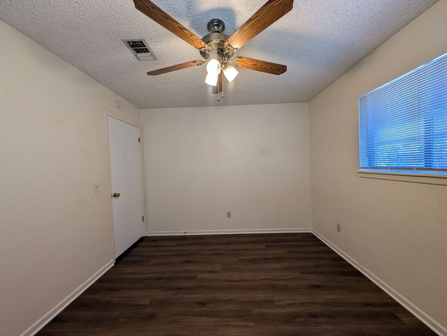 New Braunfels House: 163 Woods End