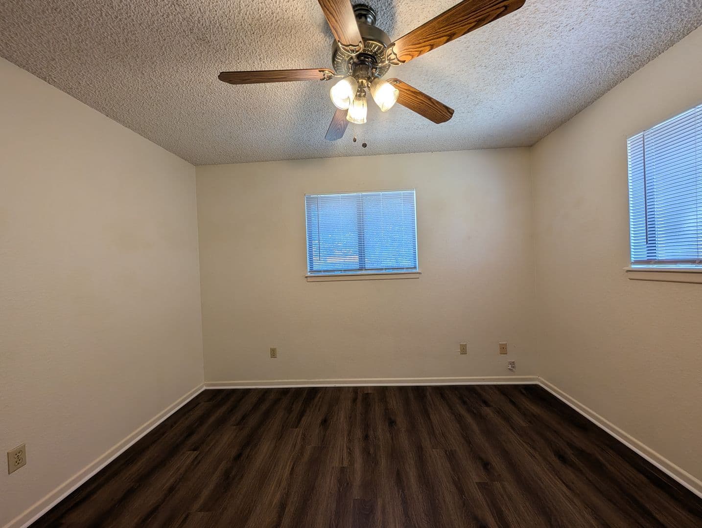 New Braunfels House: 163 Woods End