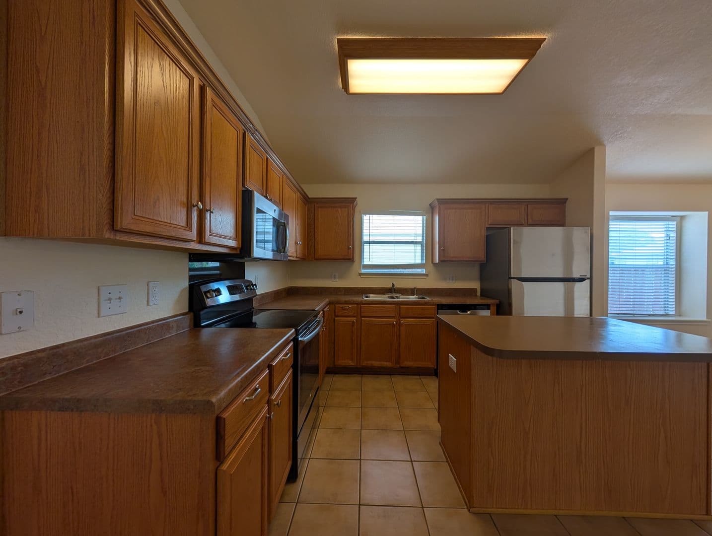 New Braunfels House: 268 Goliad