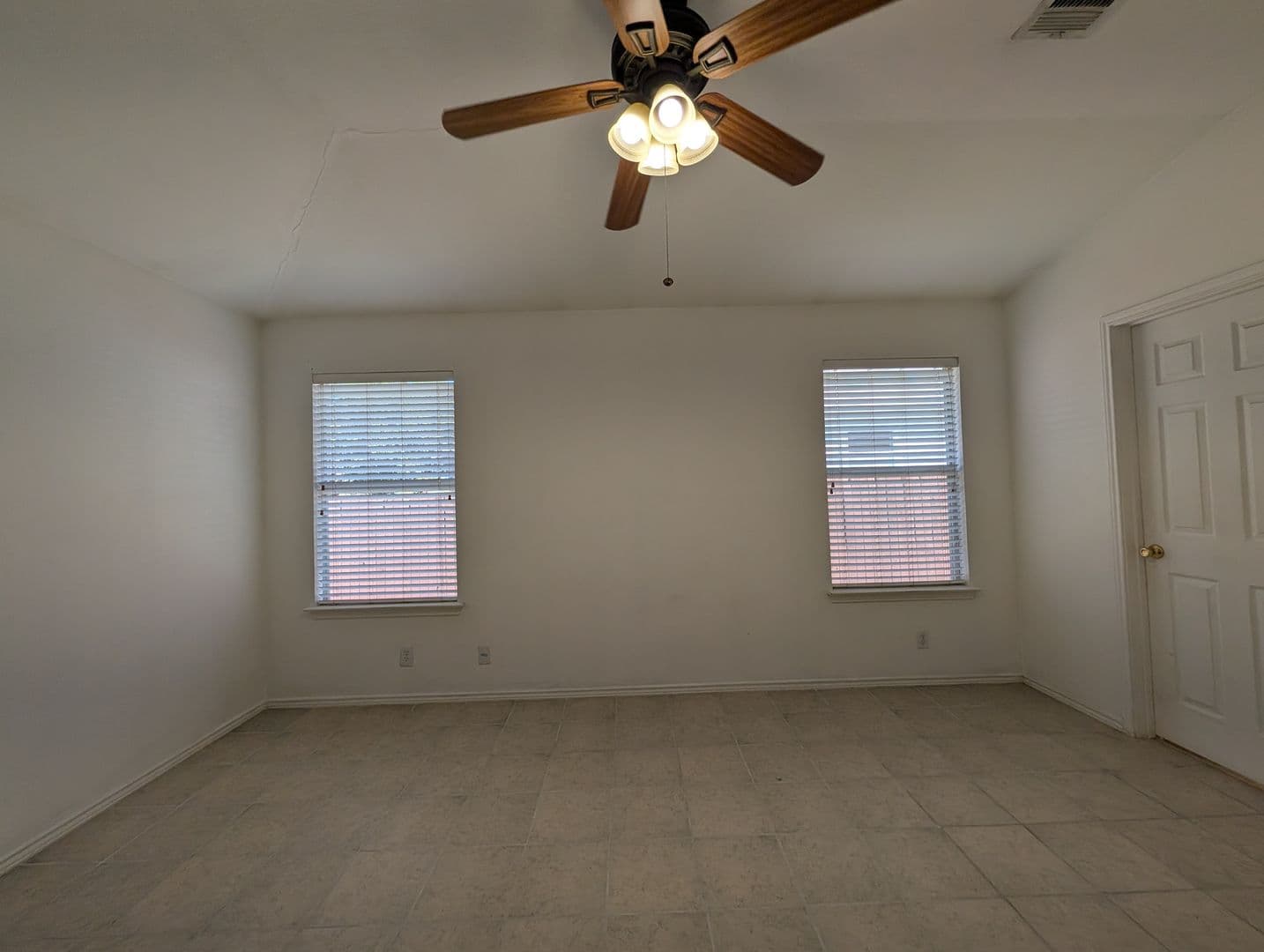 New Braunfels House: 369 Starling Creek
