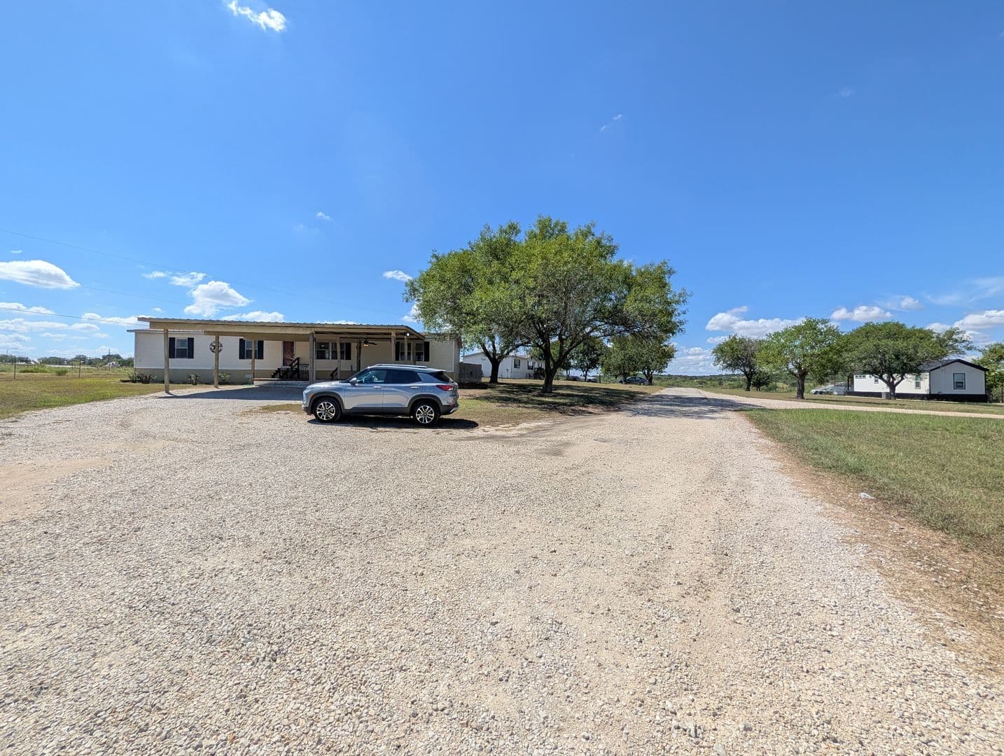 New Braunfels House: 135 Water Hole Lane