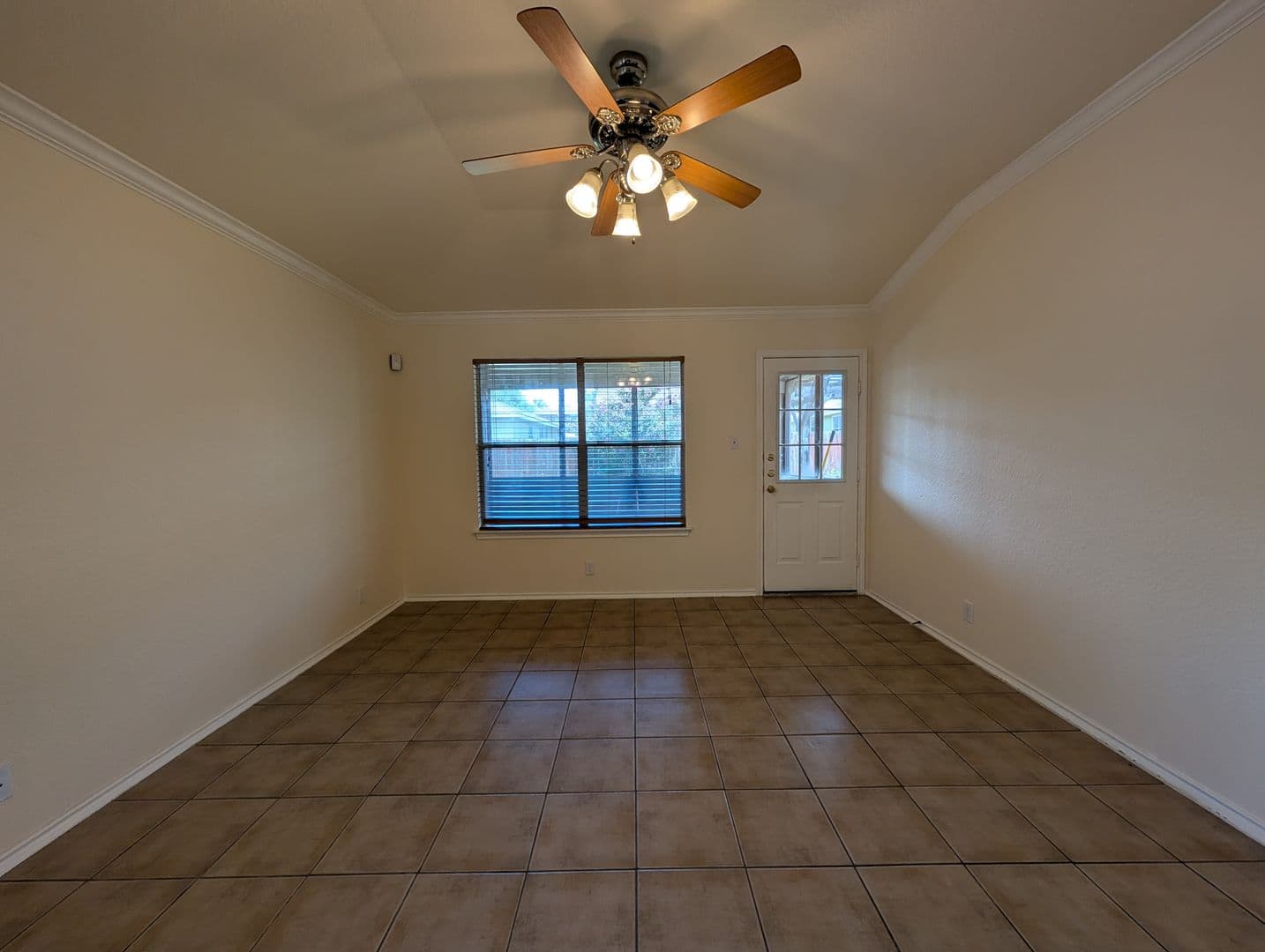 New Braunfels House: 268 Goliad