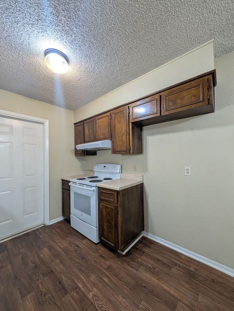 New Braunfels House: 317 Briarwood