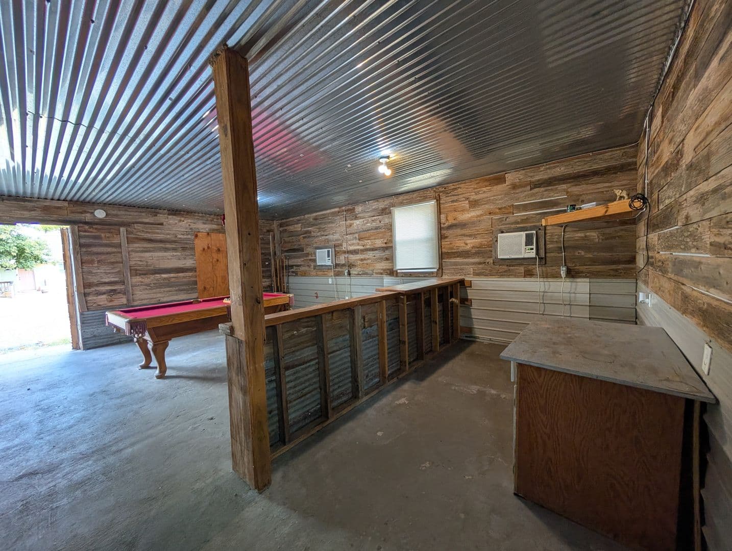 New Braunfels House: 890 Josephine