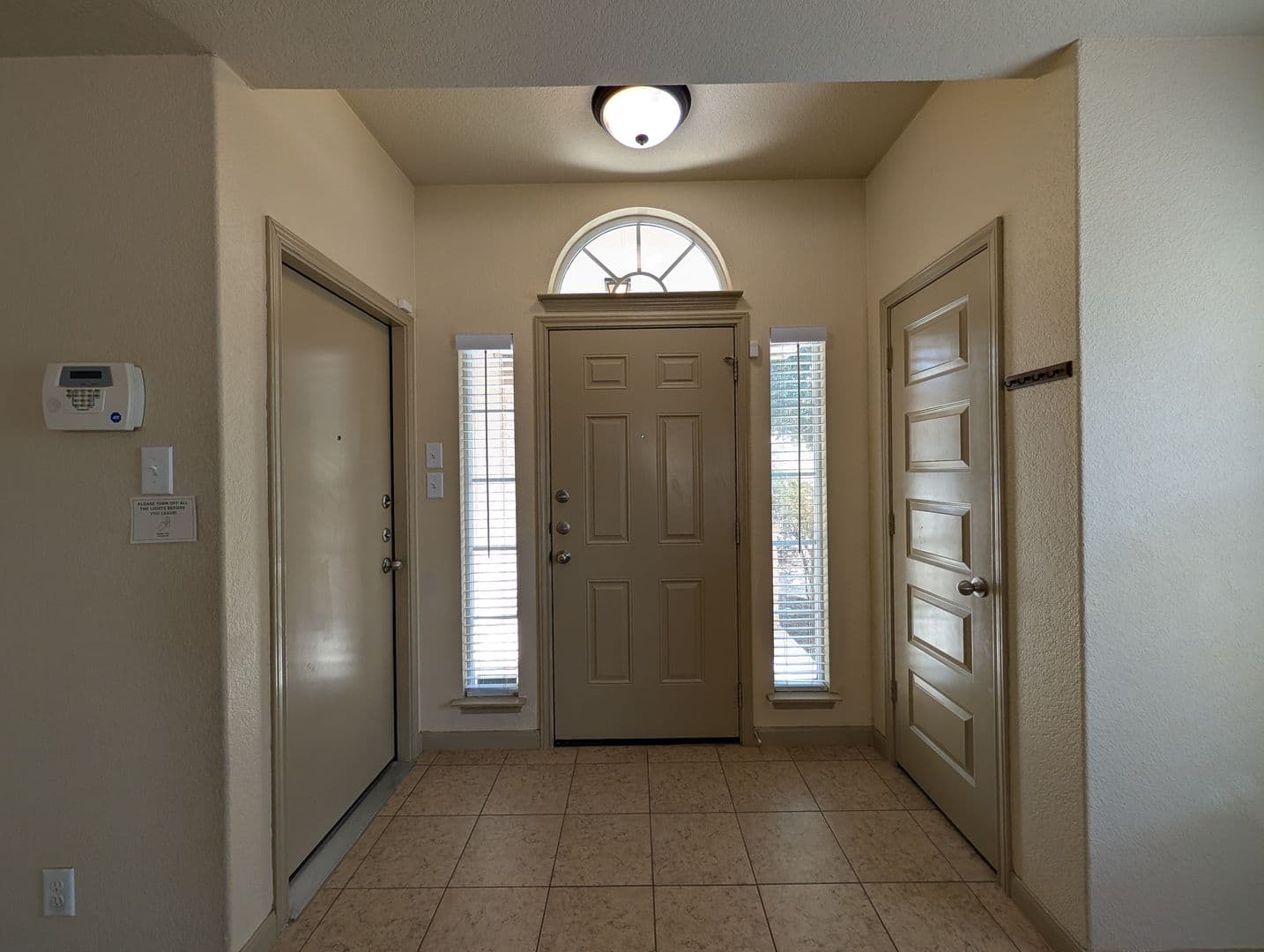 New Braunfels House: 789 Great Oaks Dr