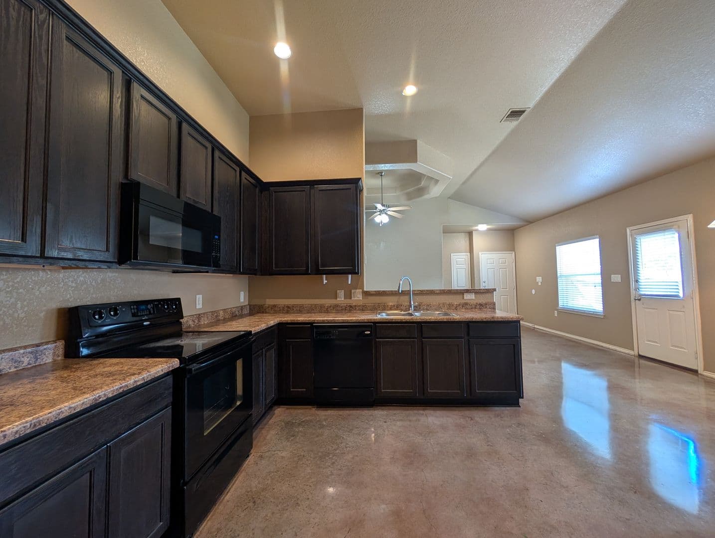 New Braunfels House: 228-A Anne Louise
