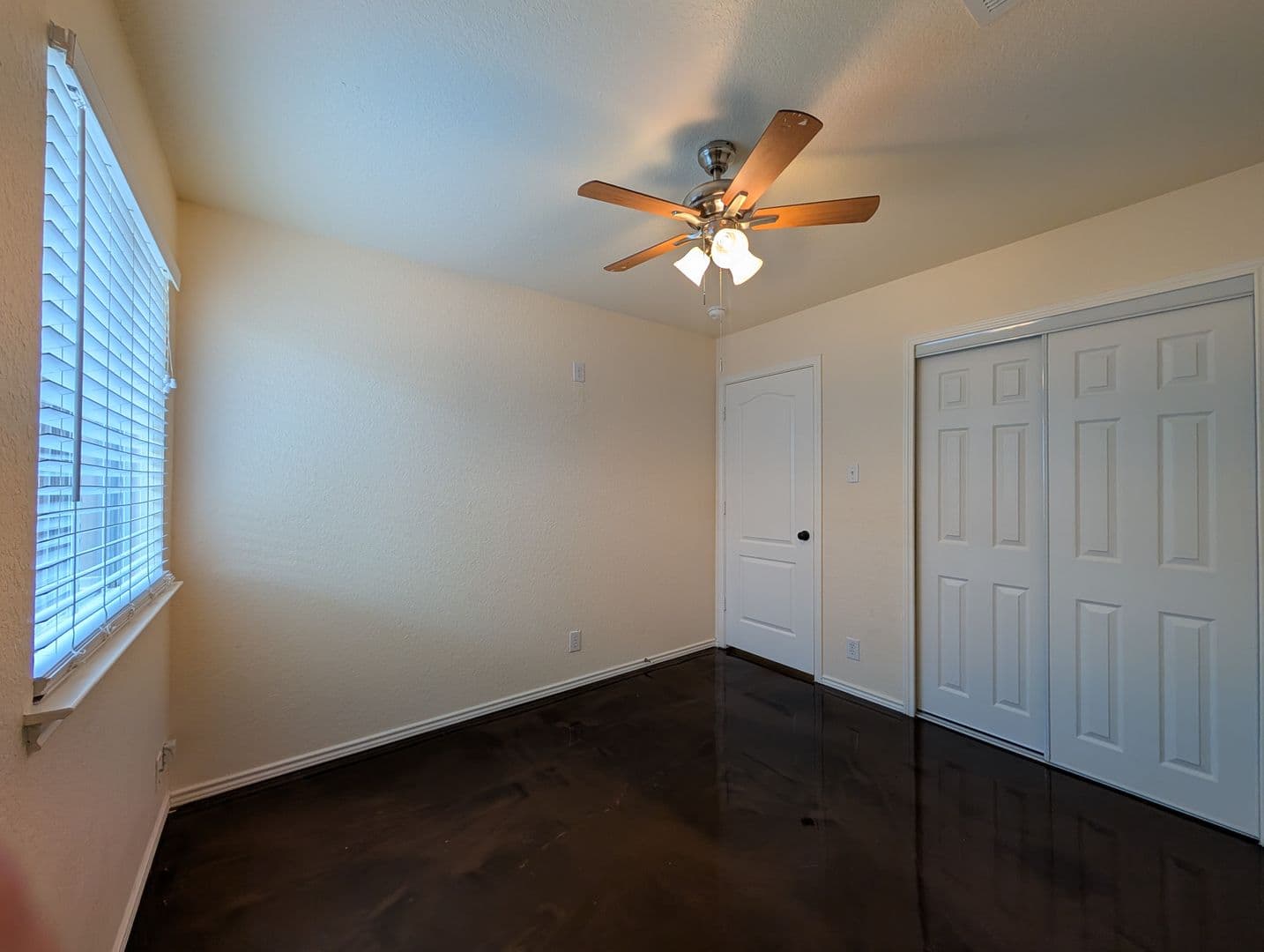 New Braunfels House: 268 Goliad