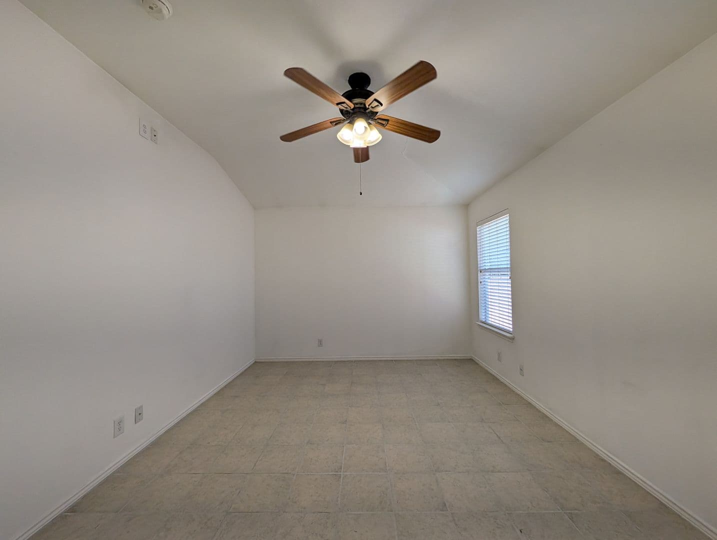 New Braunfels House: 369 Starling Creek