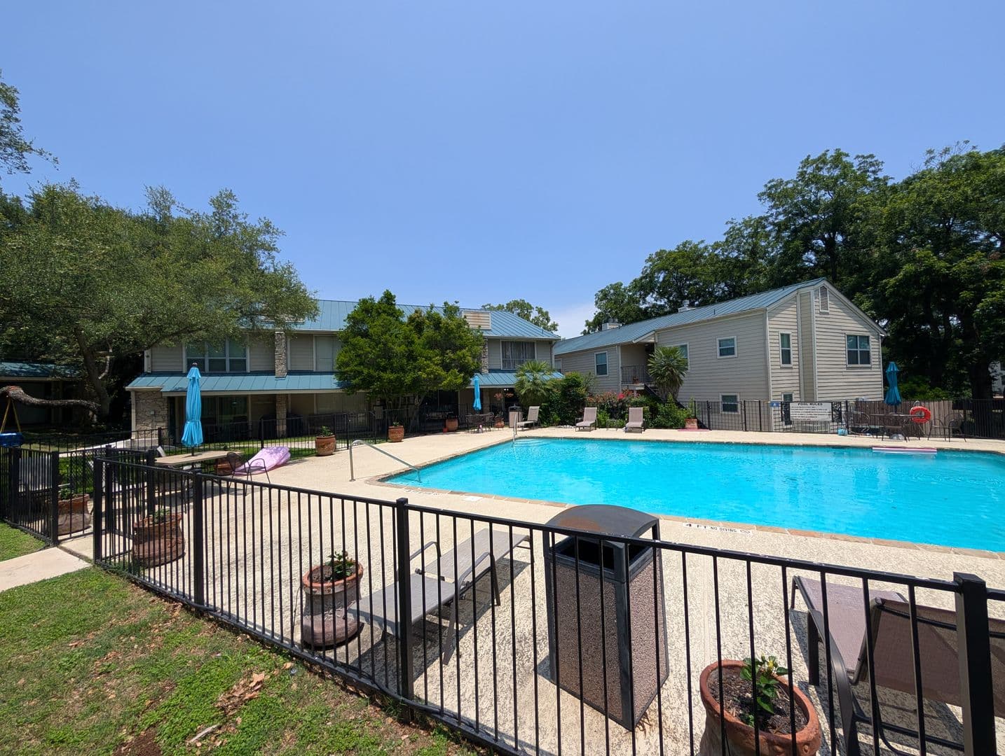 McQueeney House: 551 Terminal Loop Rd., #D5