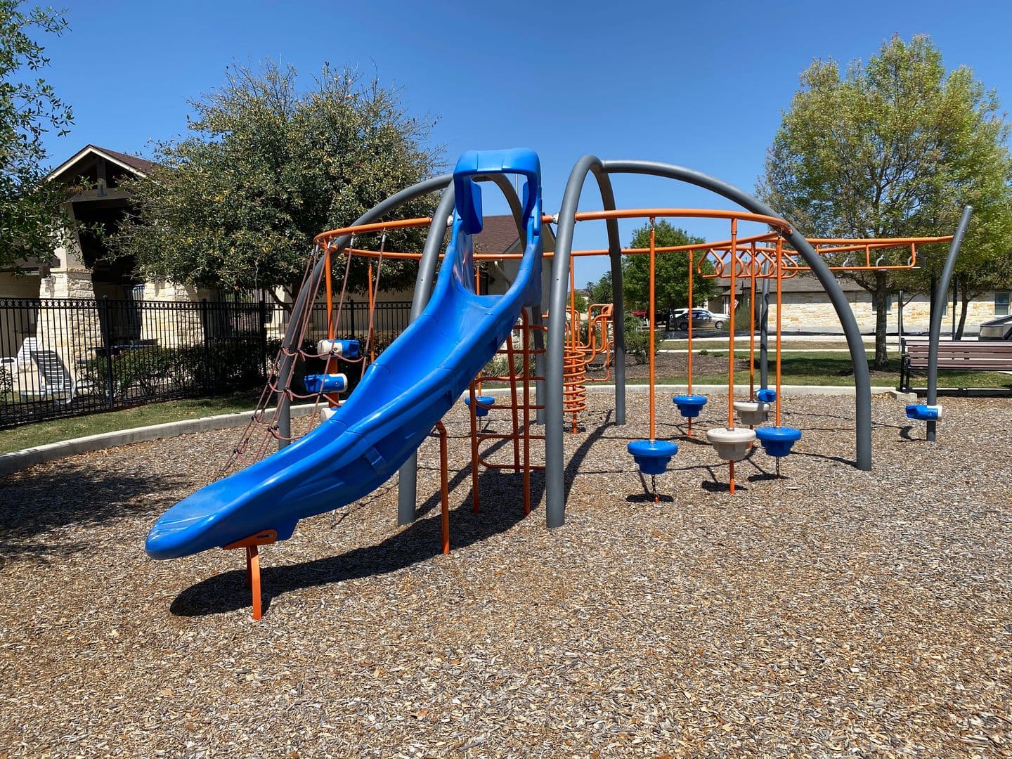 New Braunfels House: 212 Oak Creek Way