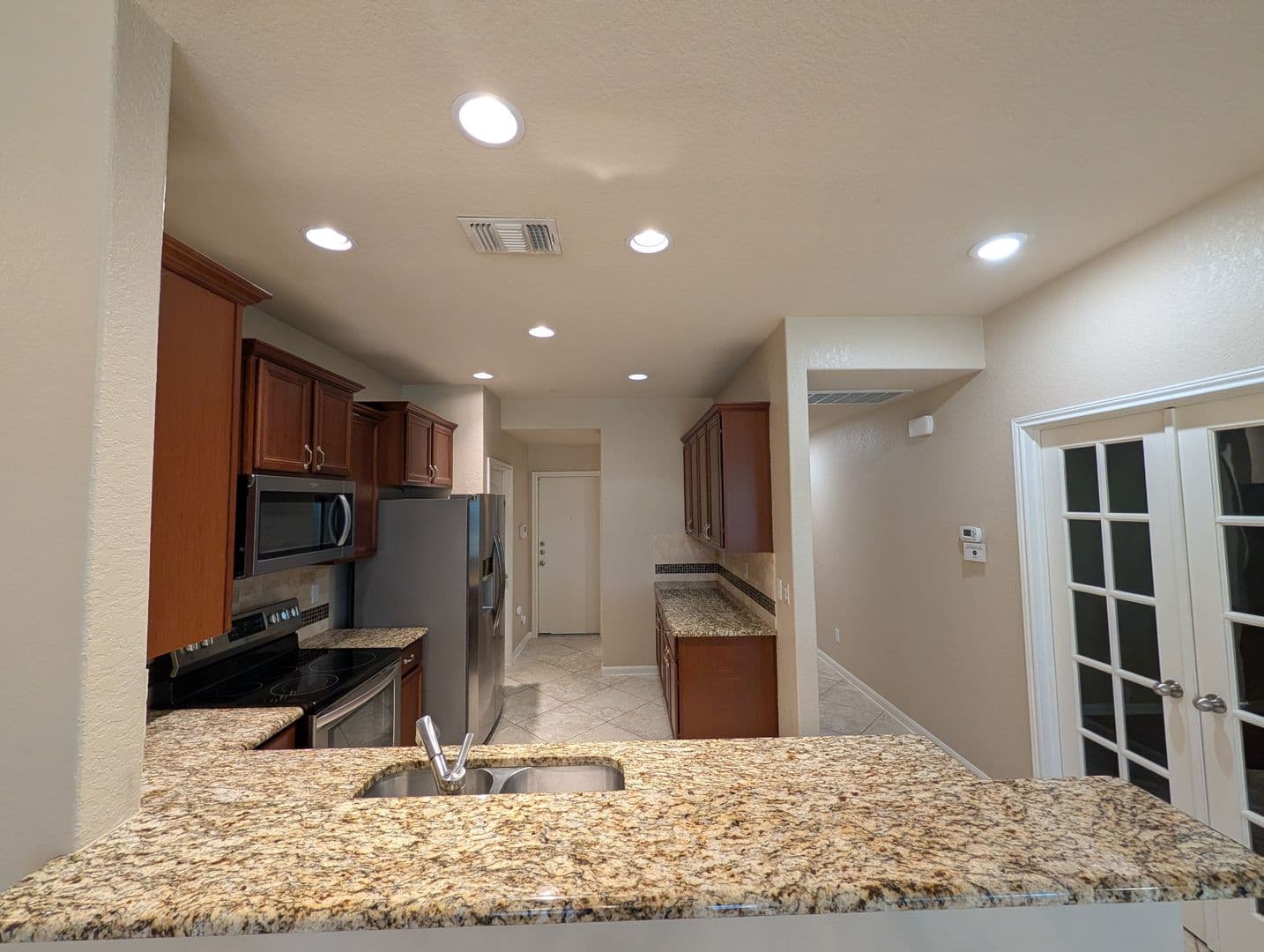New Braunfels House: 1337 Lauren St
