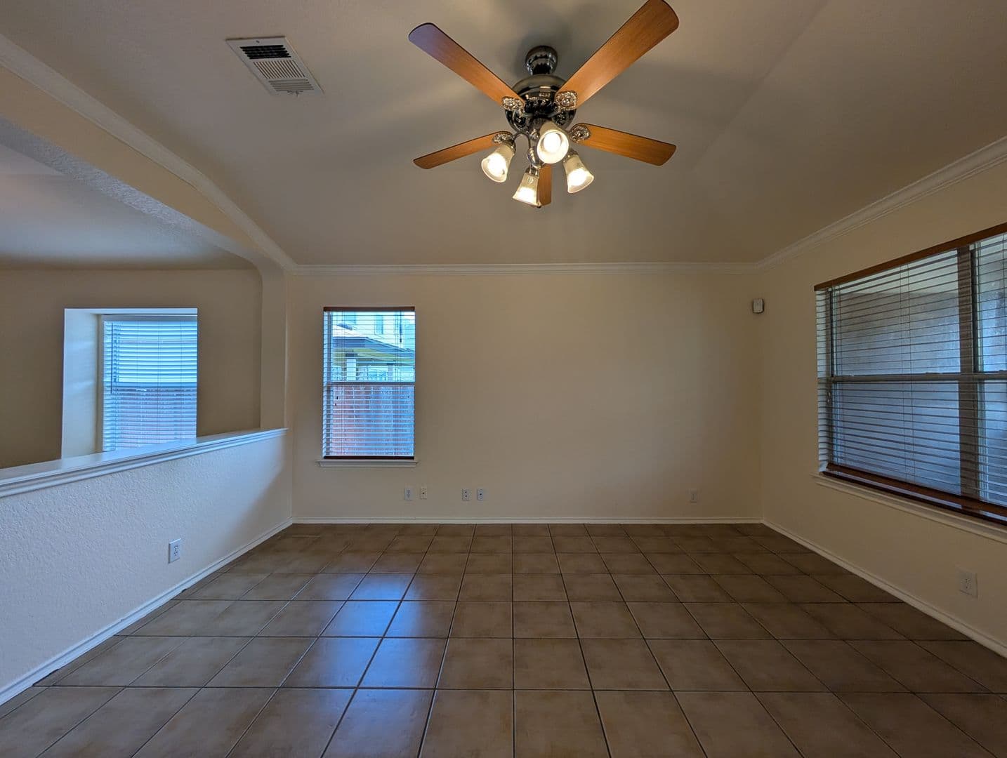 New Braunfels House: 268 Goliad