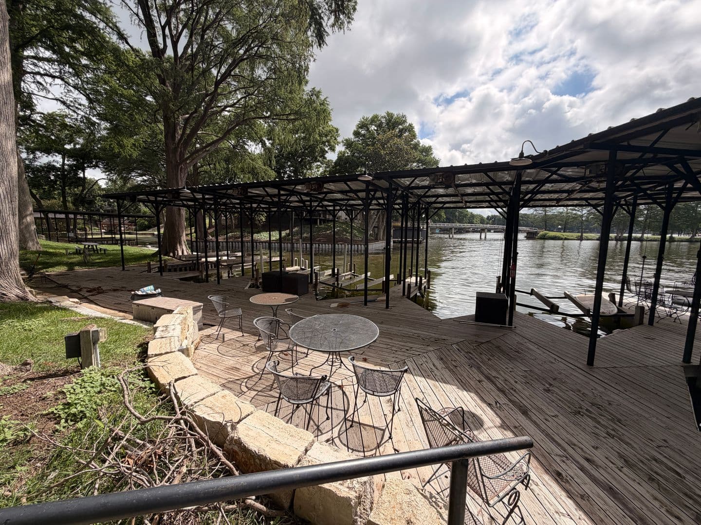 McQueeney House: 551 Terminal Loop Rd., #D5