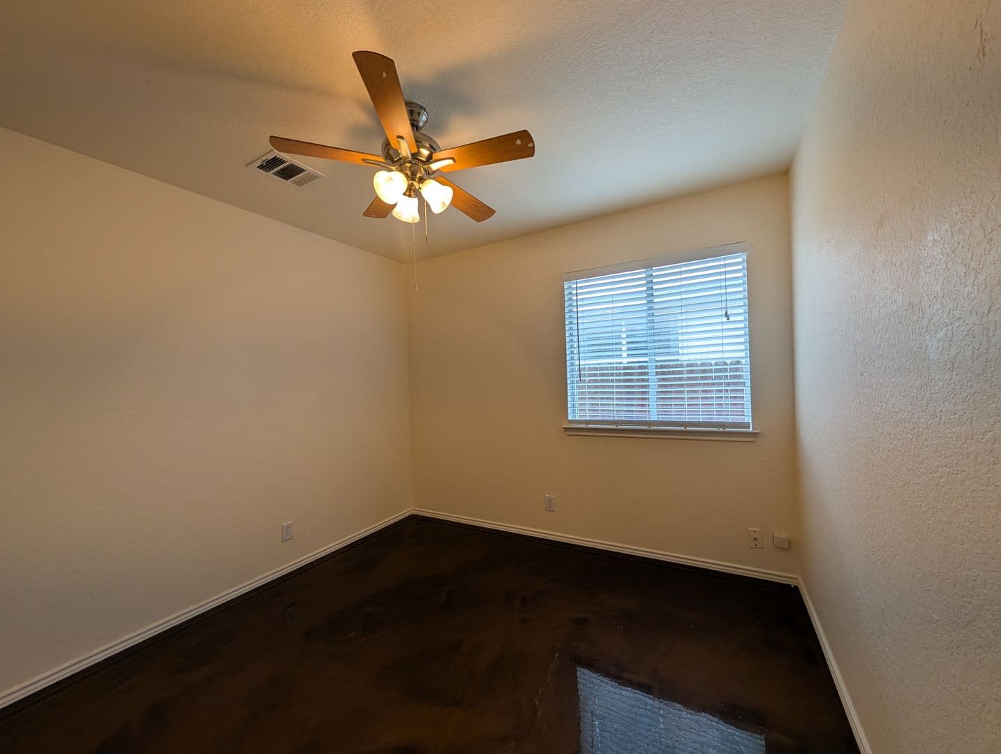 New Braunfels House: 268 Goliad