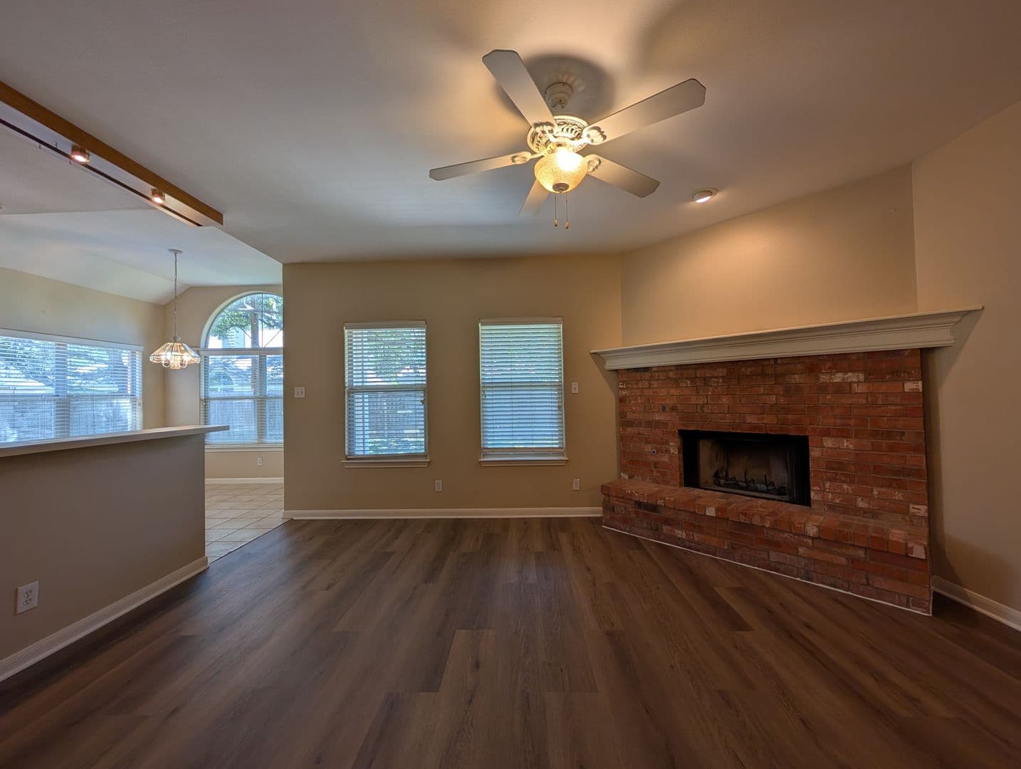 New Braunfels House: 947 River Rock